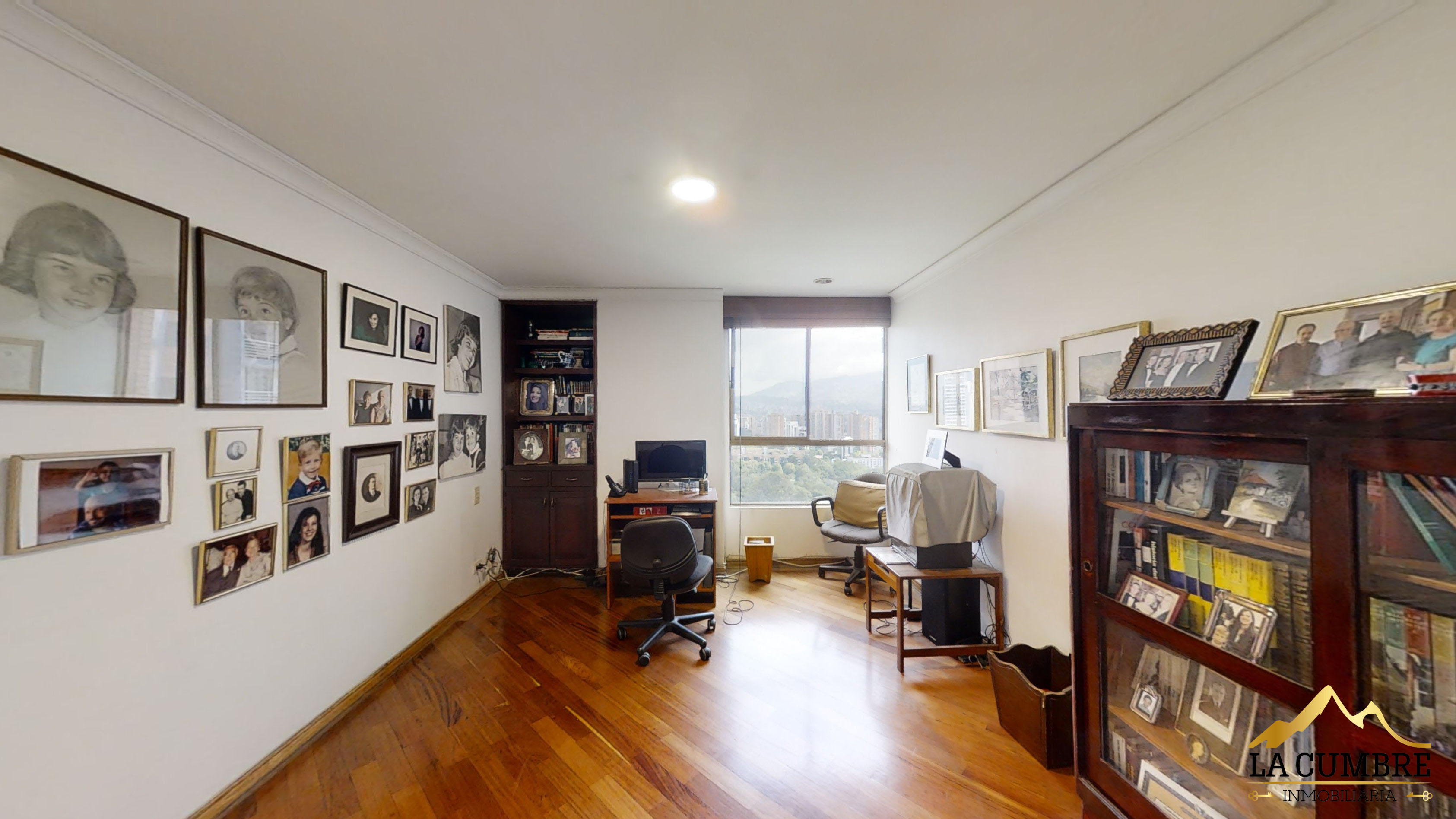 Apartamento de 3 alcobas en venta en Los Balsos, Medellín, 215 m² · foto 11 de 11
