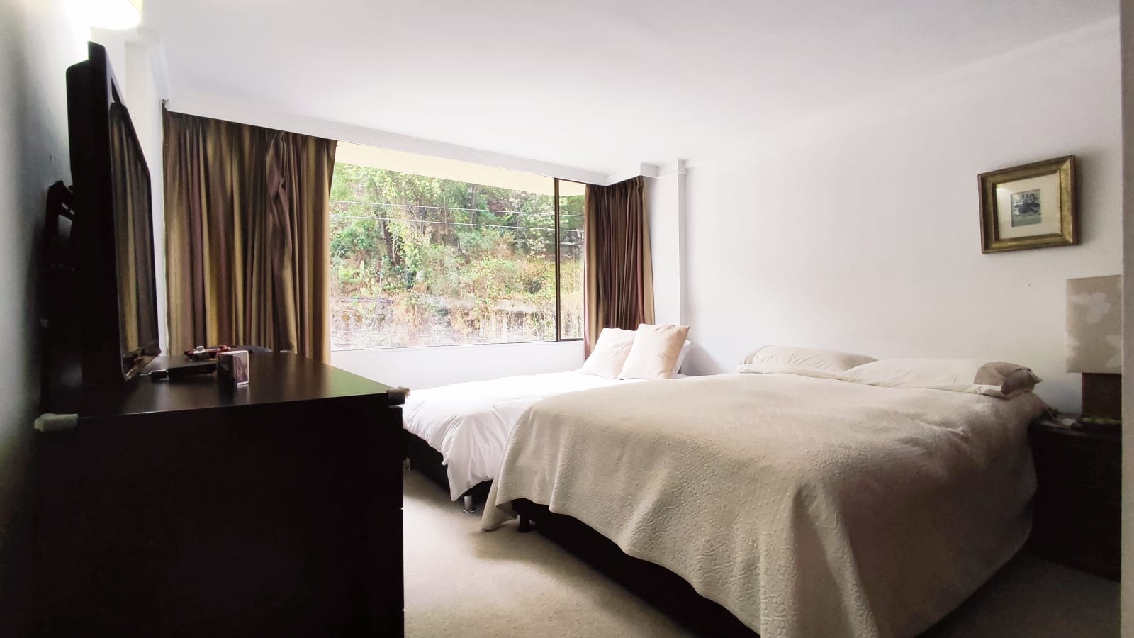 Apartamento de 3 alcobas en venta en Chico, Bogotá, 135 m² · foto 7 de 18
