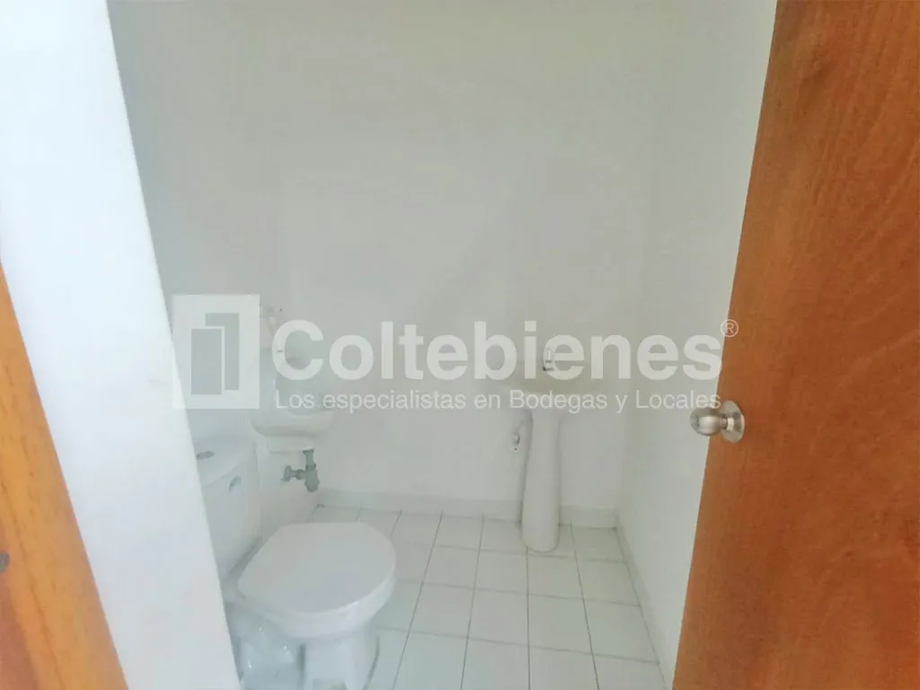Local en arriendo en La Esmeralda, Itagüí, 105 m² · foto 7 de 10