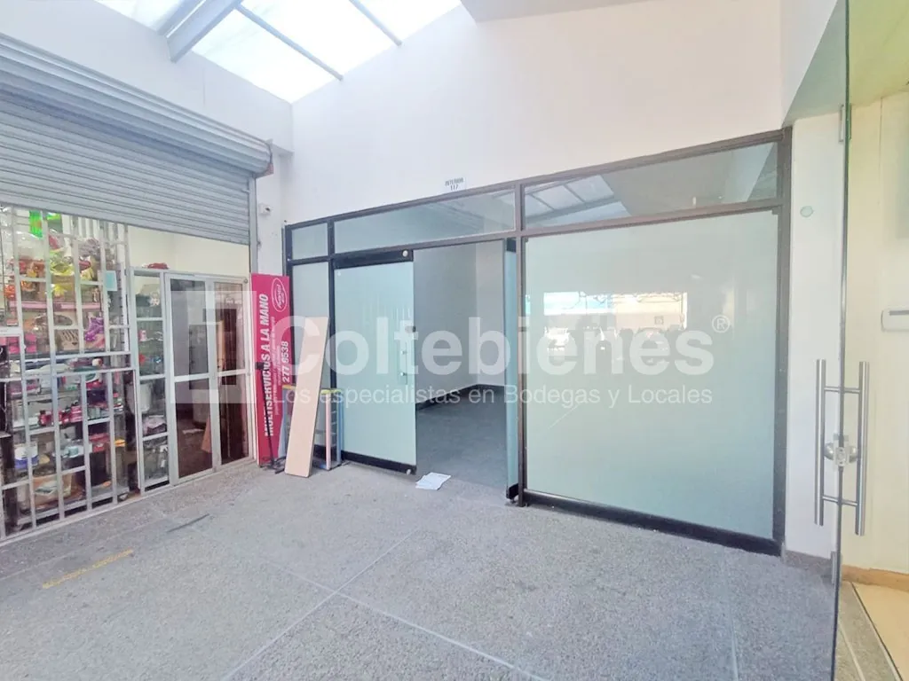 Local en arriendo en La Esmeralda, Itagüí, 105 m² · foto 10 de 10