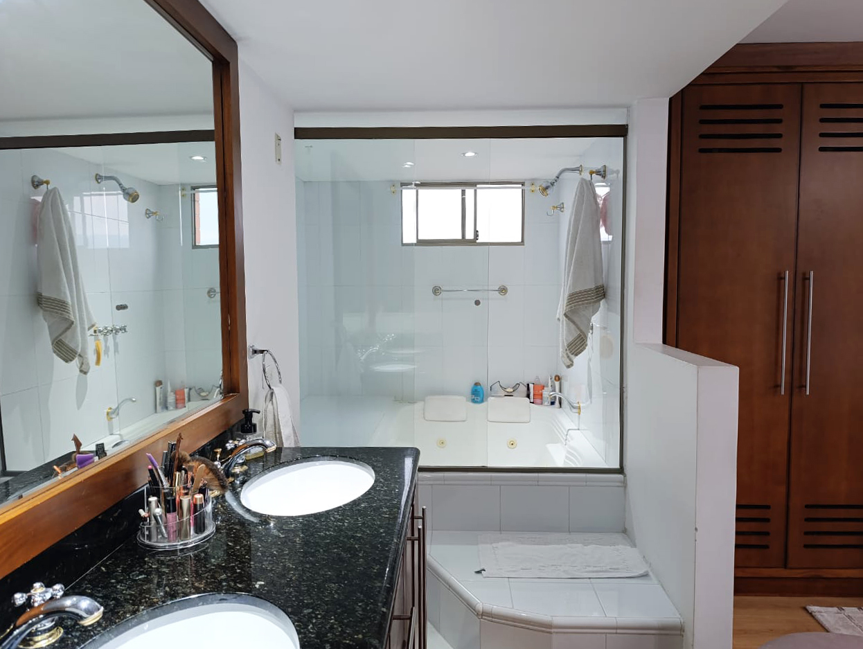 Apartamento de 3 alcobas en arriendo en El Diamante 2, Medellín, 130 m² · foto 17 de 19