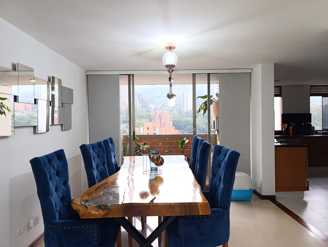 Apartamento de 3 alcobas en arriendo en El Diamante 2, Medellín, 130 m² · foto 6 de 19