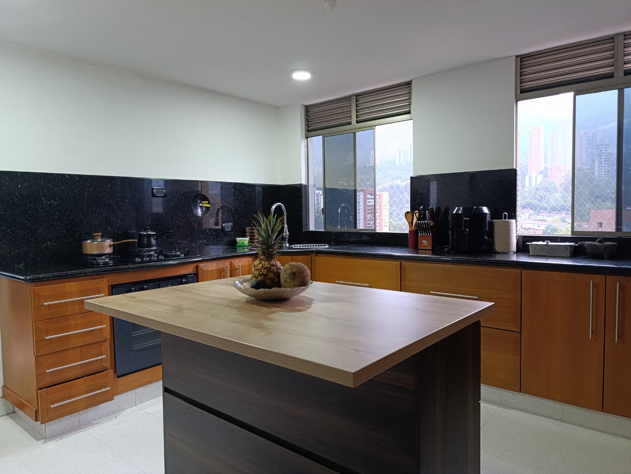 Apartamento de 3 alcobas en arriendo en El Diamante 2, Medellín, 130 m² · foto 7 de 19