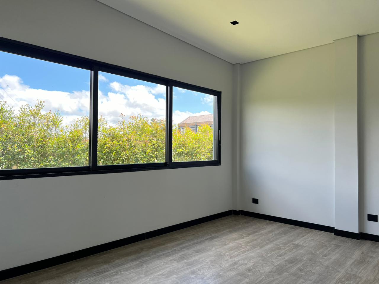 Casa de 3 alcobas en venta en El Porvenir, Rionegro, 424 m² · foto 9 de 19