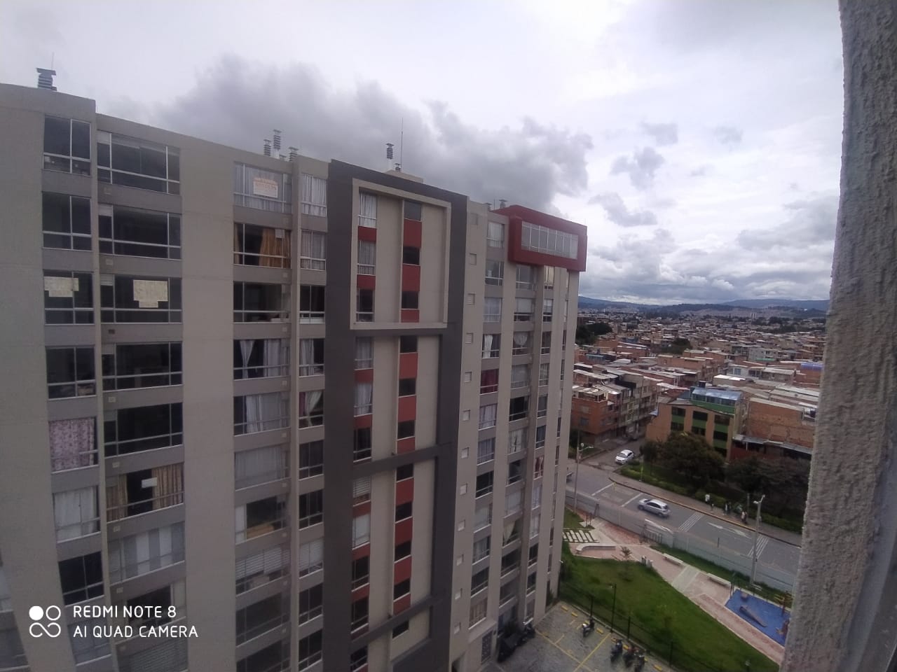 Apartamento de 2 alcobas en venta en Centro Engativa, Bogotá, 45 m² · foto 2 de 7