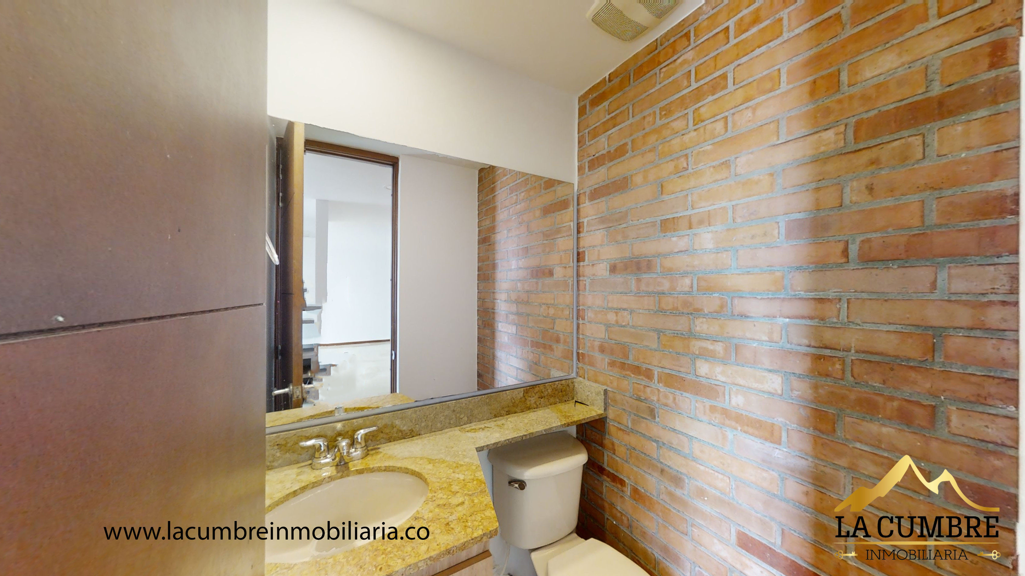 Apartamento de 3 alcobas en arriendo en Los Balsos, Medellín, 133 m² · foto 12 de 12