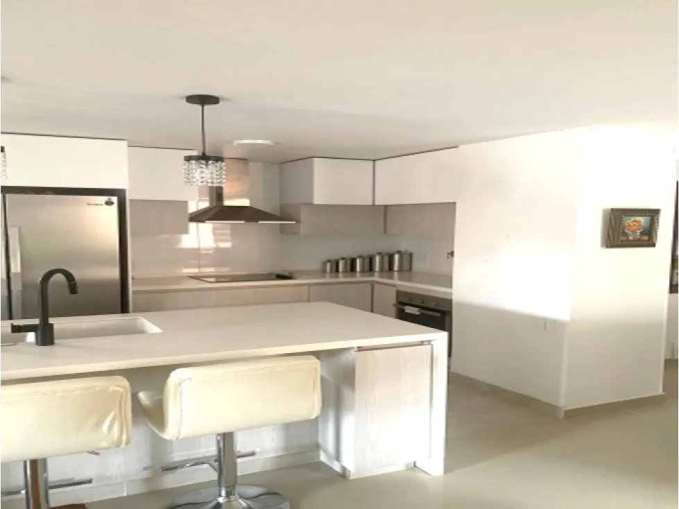 Apartamento de 3 alcobas en venta en Patio Bonito, Medellín, 244 m² · foto 13 de 14
