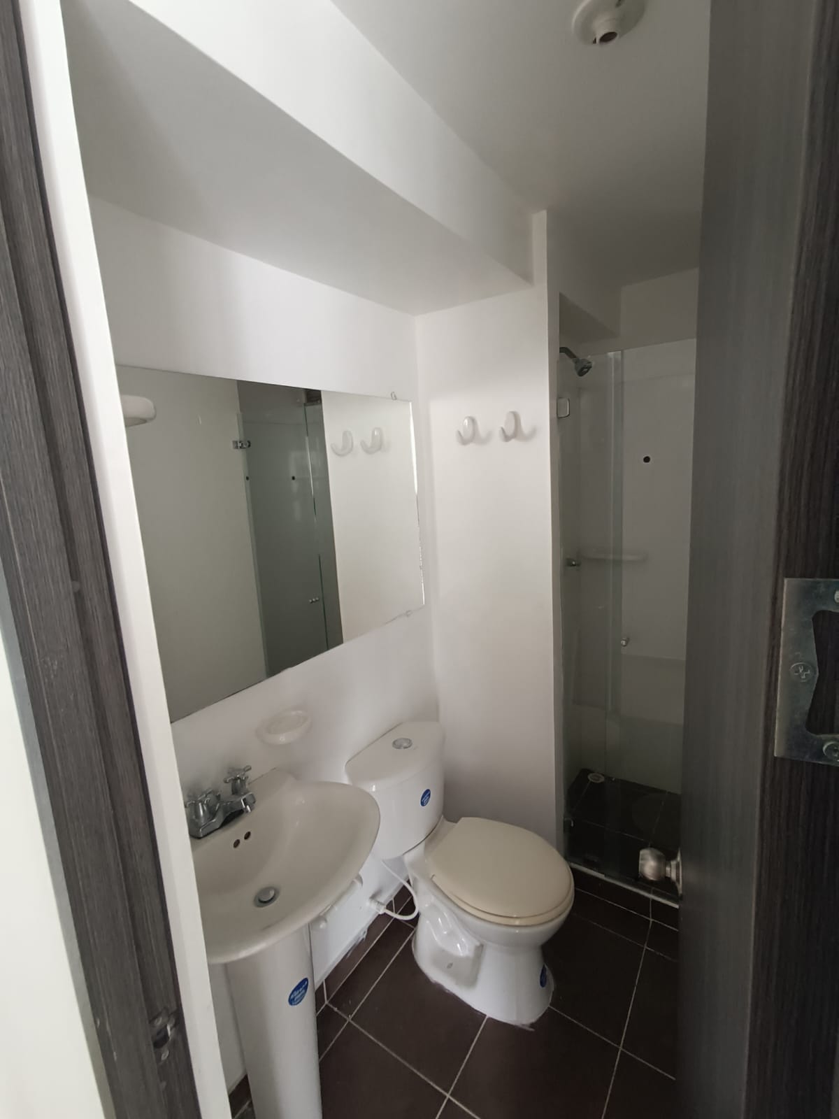 Apartamento de 3 alcobas en venta en Picaleña Y Mirolindo, Ibagué, 73 m² · foto 13 de 24