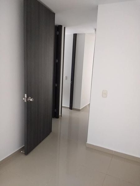 Apartamento de 3 alcobas en venta en Picaleña Y Mirolindo, Ibagué, 73 m² · foto 14 de 24