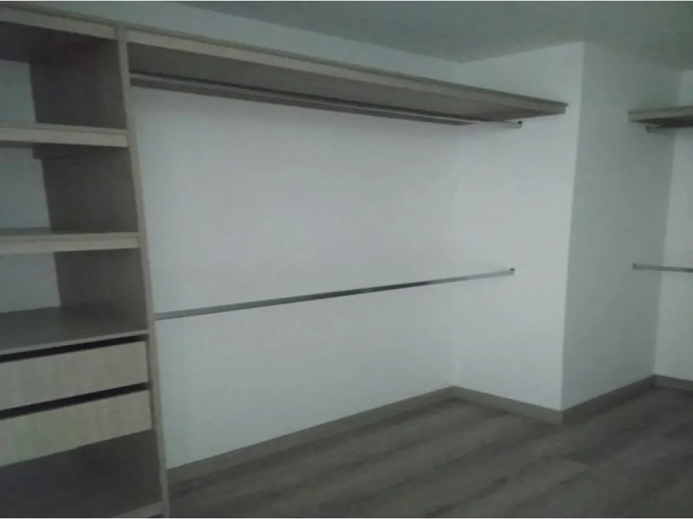 Apartamento de 3 alcobas en venta en Vegas De San Jose, Sabaneta, 103 m² · foto 3 de 9