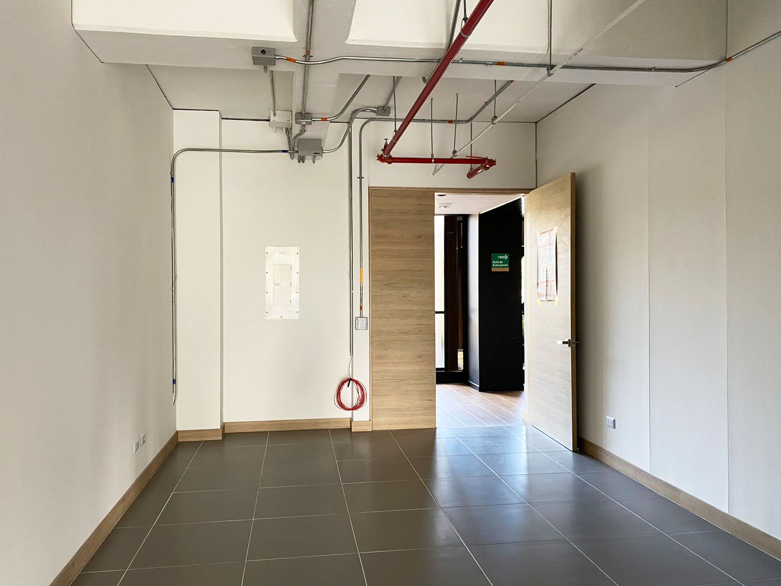 Oficina en arriendo en Las Palmas, Envigado, 116 m² · foto 11 de 20