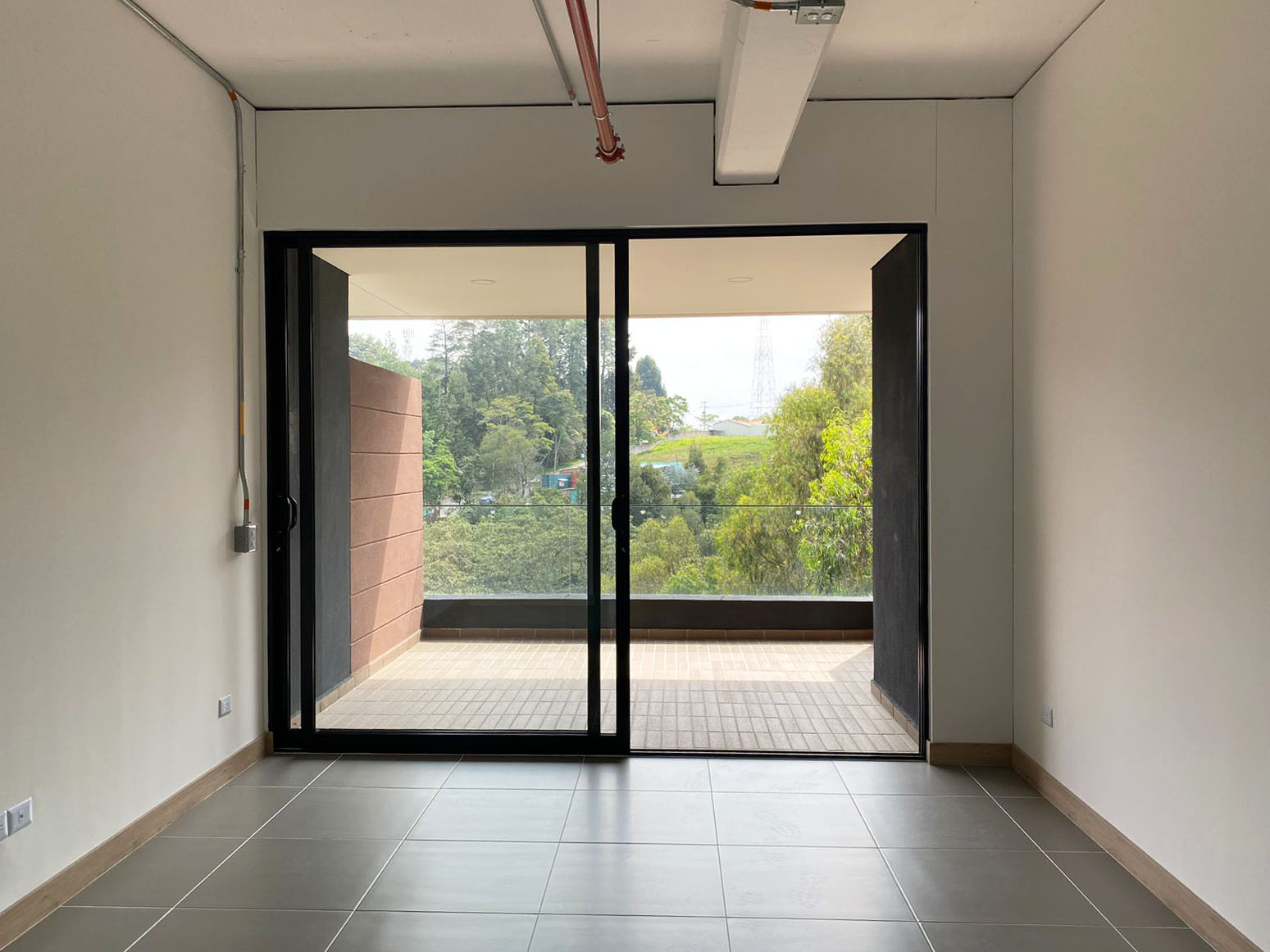 Oficina en arriendo en Las Palmas, Envigado, 116 m² · foto 5 de 20
