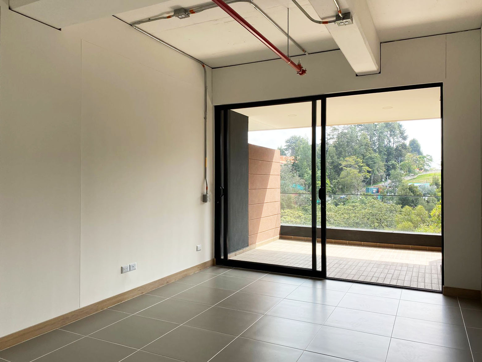 Oficina en arriendo en Las Palmas, Envigado, 116 m² · foto 6 de 20