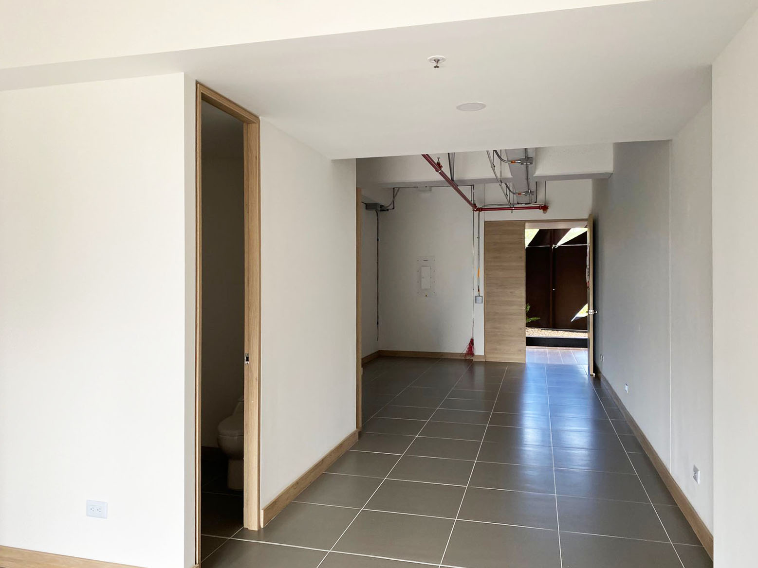 Oficina en arriendo en Las Palmas, Envigado, 116 m² · foto 8 de 20