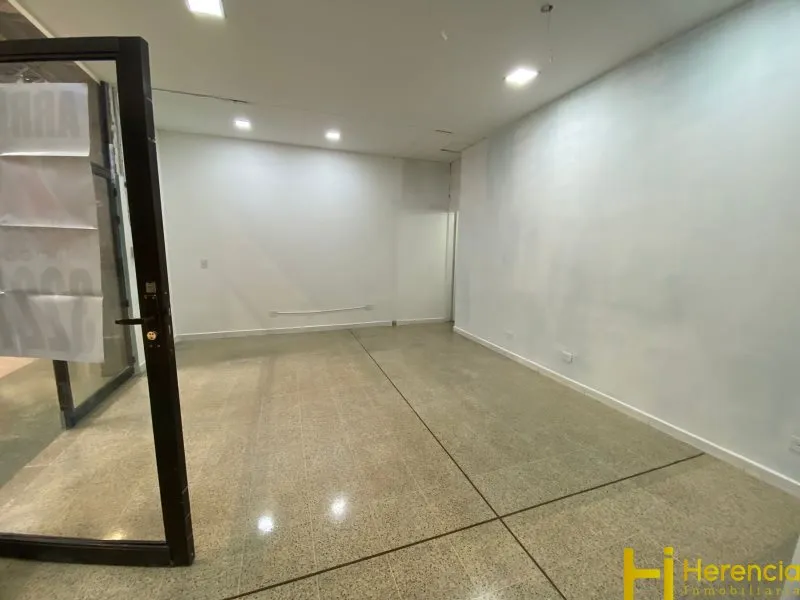 Local en arriendo en Campo Amor, Medellín, 30 m² · foto 3 de 8