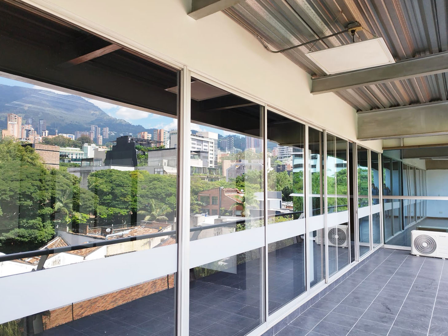 Oficina en arriendo en Provenza, Medellín, 110 m² · foto 15 de 20