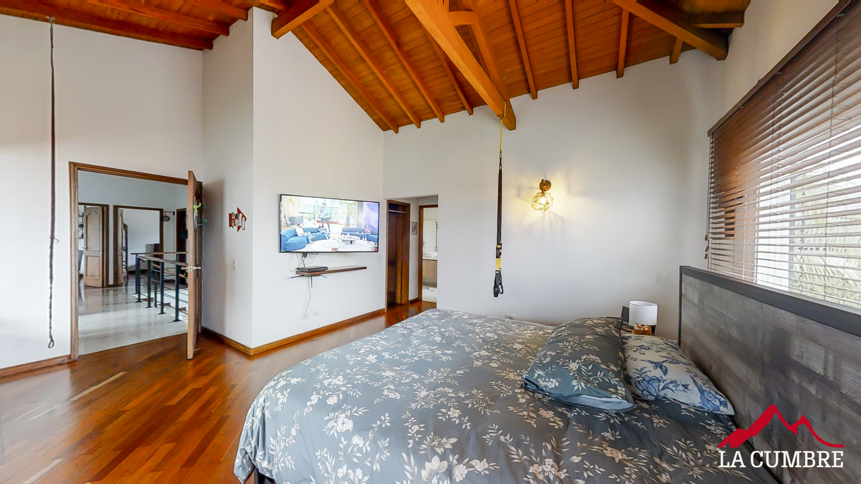 Casa en arriendo en El Poblado, Medellín · foto 17 de 18