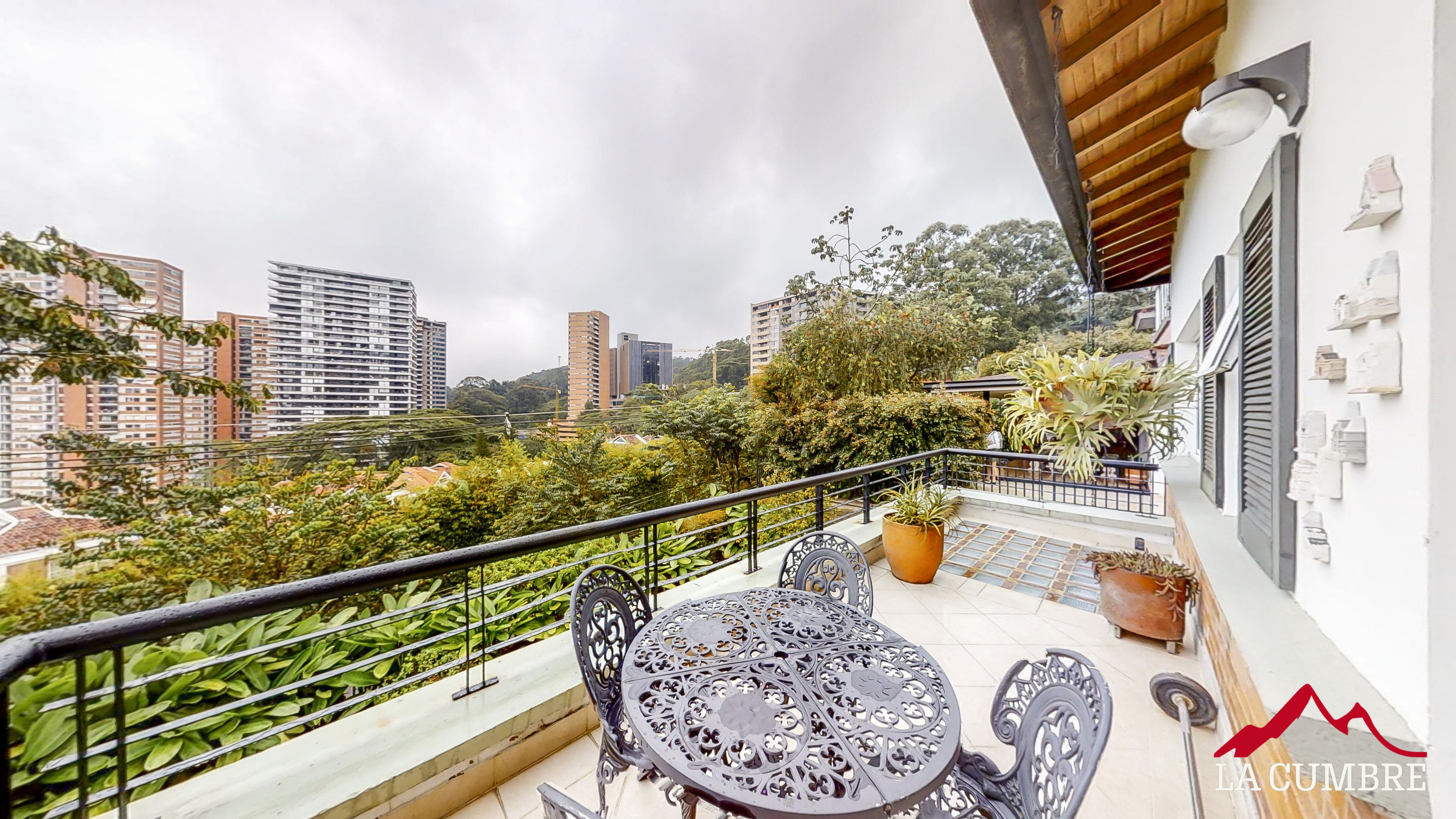 Casa en arriendo en El Poblado, Medellín · foto 18 de 18