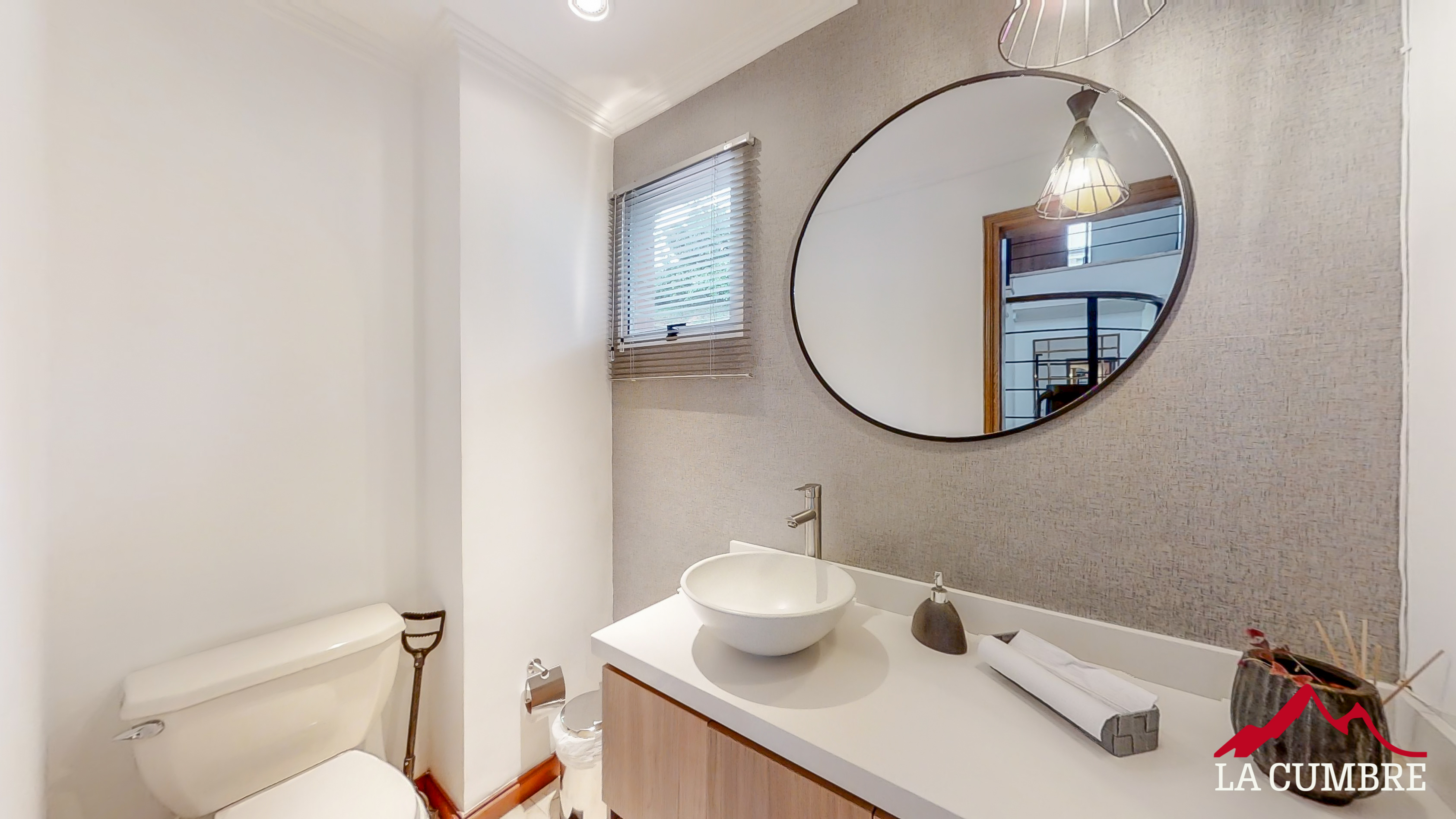 Casa en arriendo en El Poblado, Medellín · foto 7 de 18