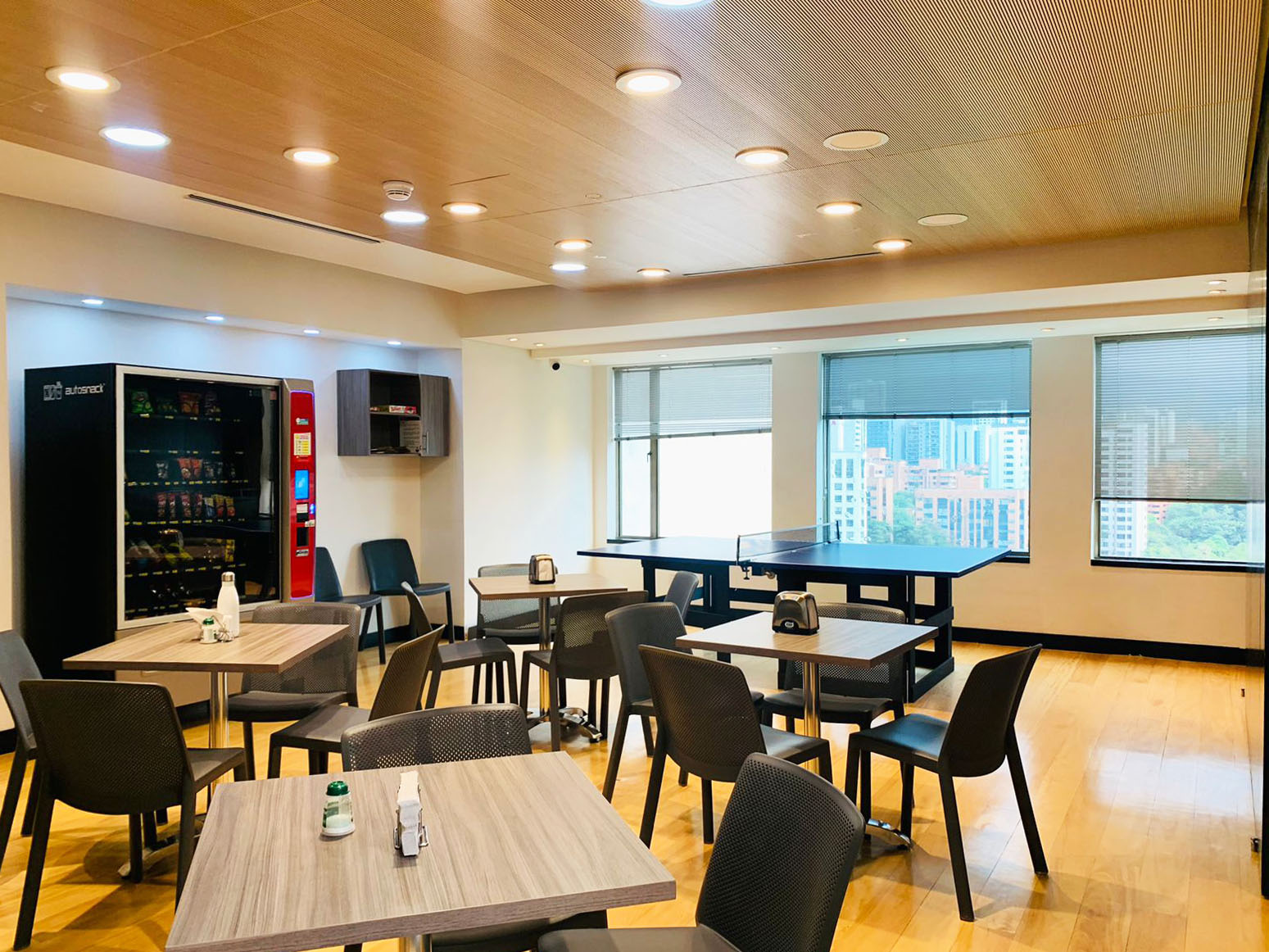 Oficina en venta en Astorga, Medellín, 620 m² · foto 13 de 19