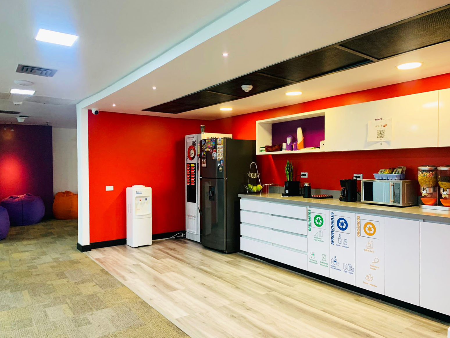 Oficina en venta en Astorga, Medellín, 620 m² · foto 18 de 19