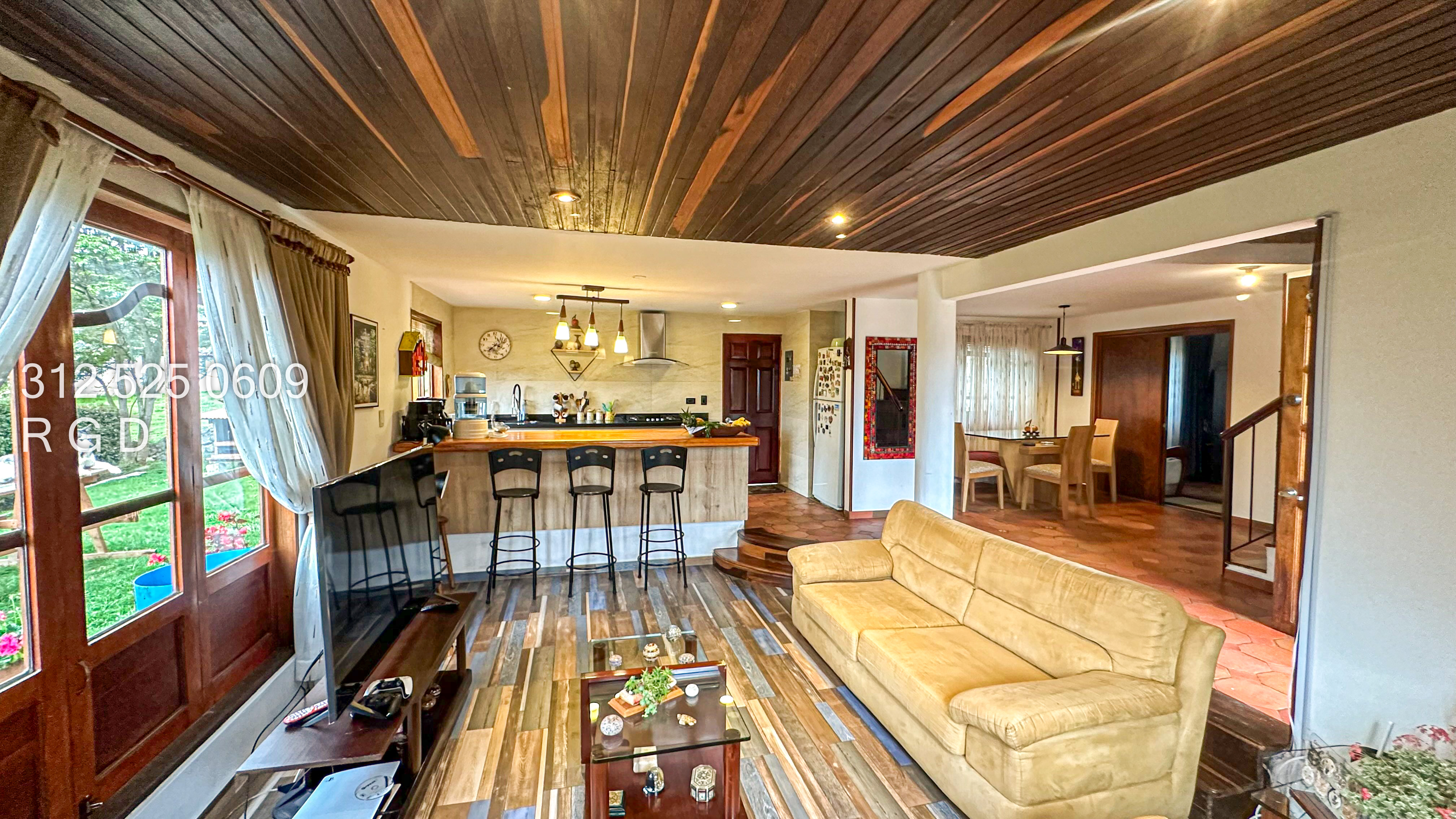 Casa de 3 alcobas en venta en Centro, Sopó · foto 5 de 24