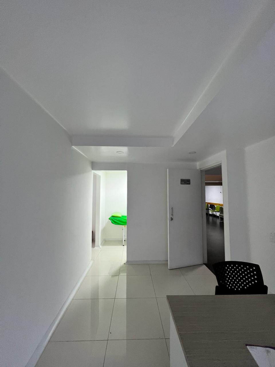 Casa de 11 alcobas en venta en Santa Monica, Cali, 363 m² · foto 12 de 19