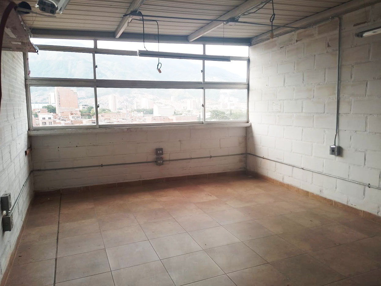 Bodega en arriendo en Madera, Bello, 320 m² · foto 7 de 19