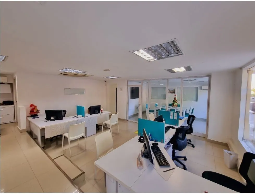 Local en venta en El Centro, Cartagena, 107 m² · foto 2 de 9