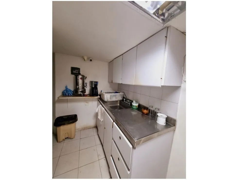Local en venta en El Centro, Cartagena, 107 m² · foto 8 de 9