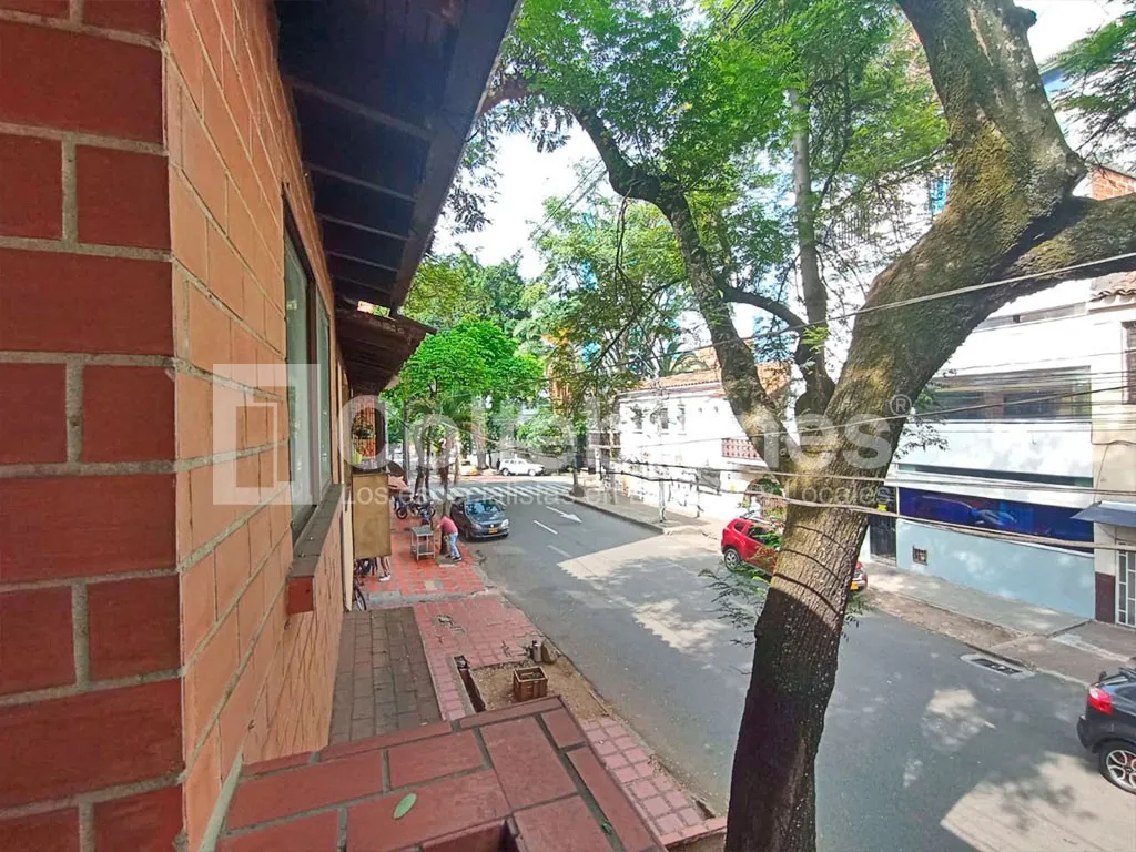 Casa de 7 alcobas en venta en Villa Nueva, Medellín, 238 m² · foto 23 de 24