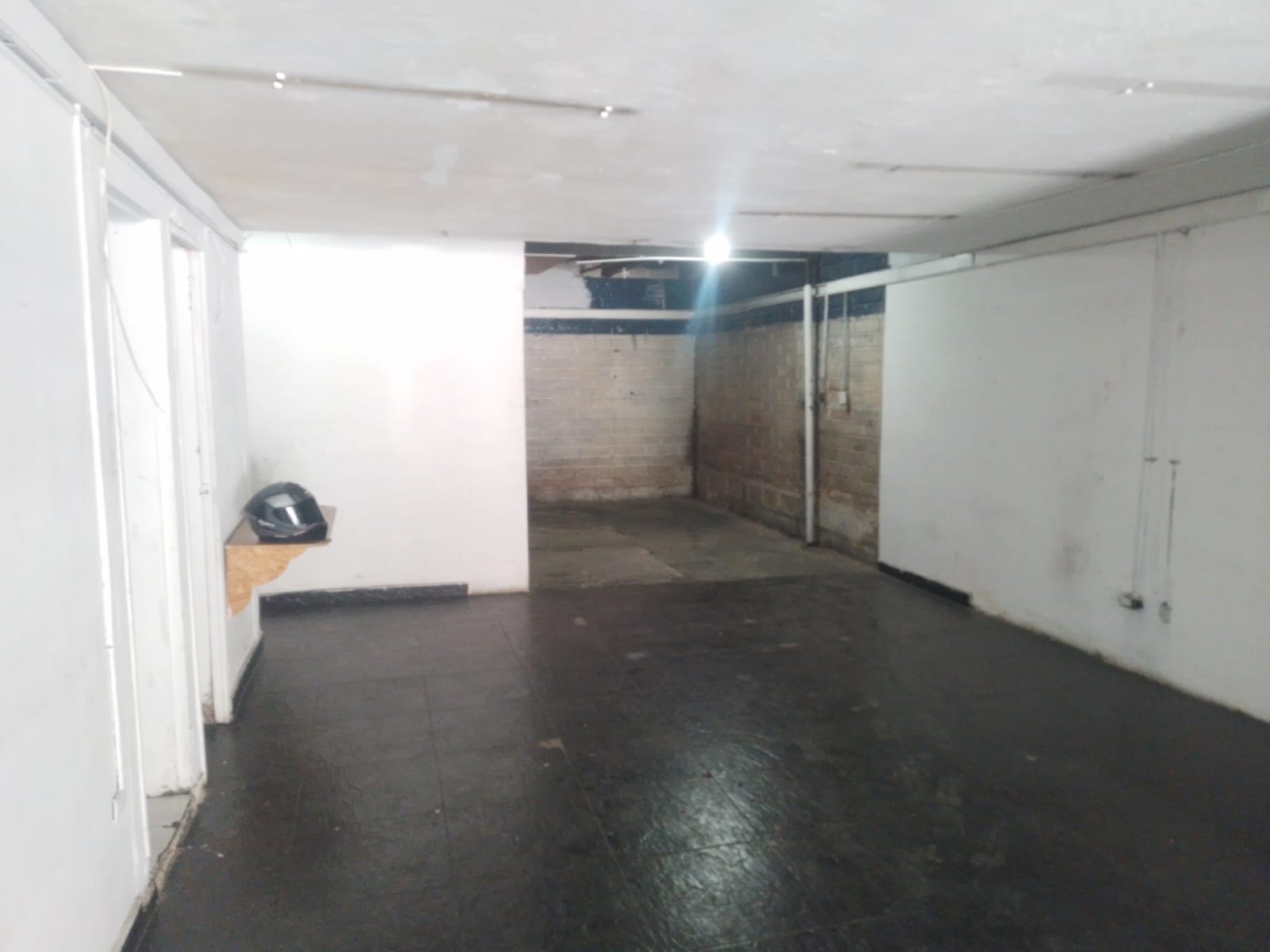 Bodega en arriendo en Centro Administrativo, Medellín, 240 m² · foto 3 de 18