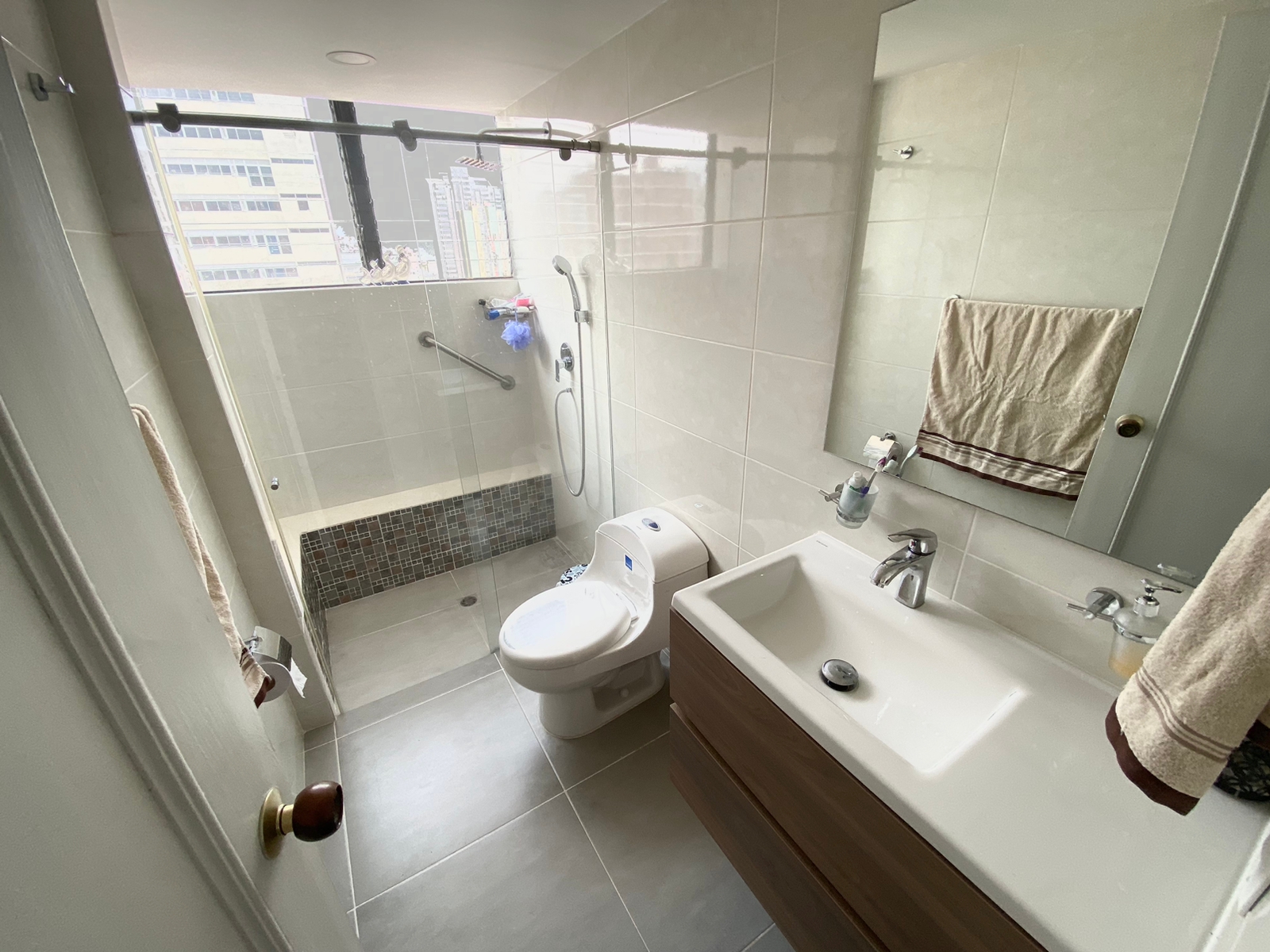 Apartamento en venta en Boston, Medellín · foto 4 de 5