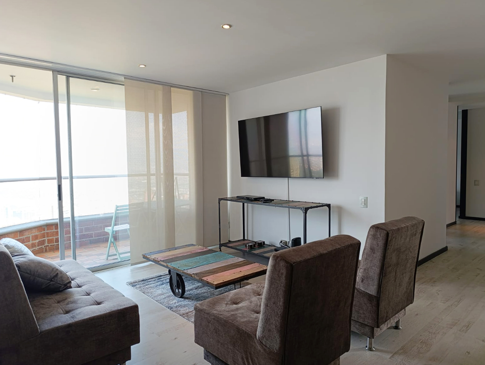 Apartamento de 3 alcobas en arriendo en Los Balsos, Medellín, 107 m² · foto 10 de 20