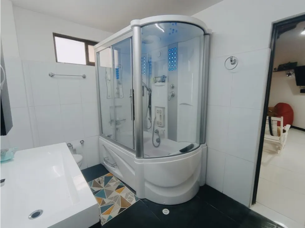 Casa de 4 alcobas en venta en Belen La Palma, Medellín, 183 m² · foto 12 de 22