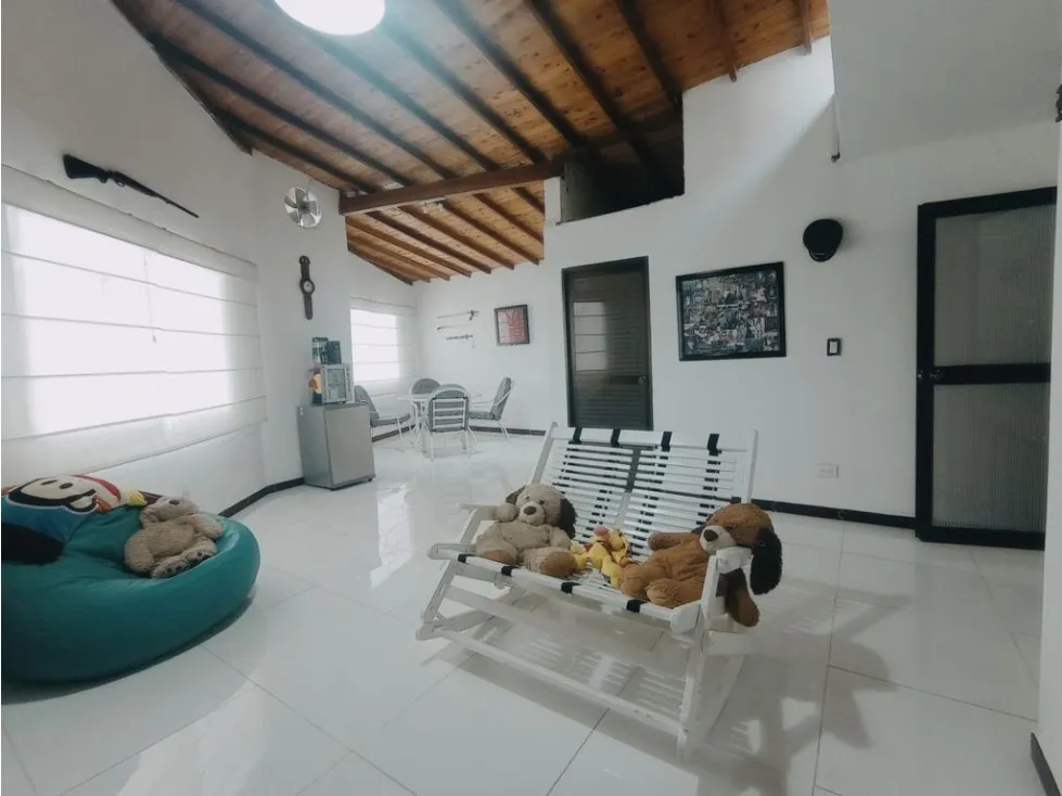 Casa de 4 alcobas en venta en Belen La Palma, Medellín, 183 m² · foto 15 de 22