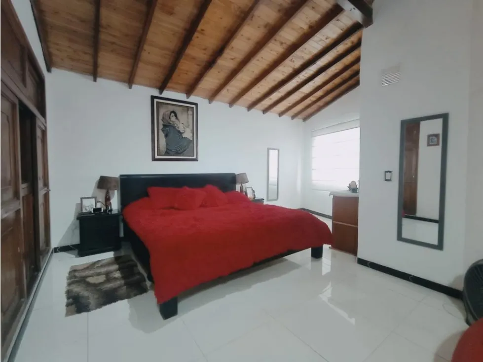 Casa de 4 alcobas en venta en Belen La Palma, Medellín, 183 m² · foto 4 de 22