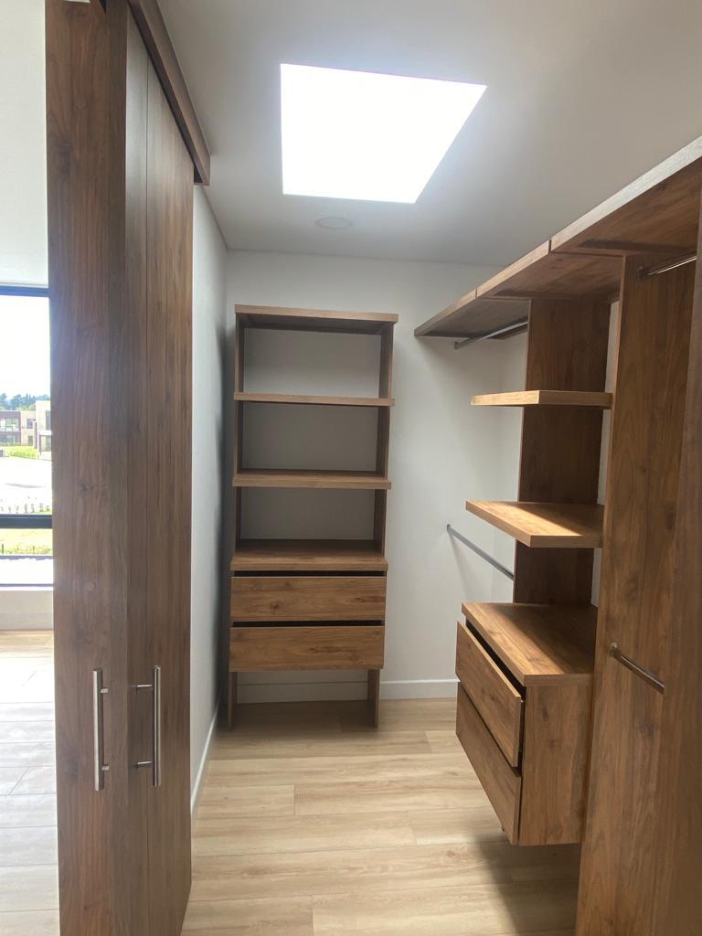 Casa de 3 alcobas en arriendo en Samaria, Chía, 300 m² · foto 8 de 17