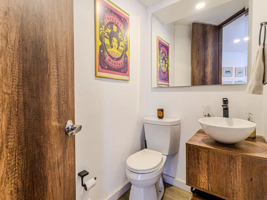 Apartamento de 2 alcobas en arriendo en El Tesoro, Medellín, 185 m² · foto 10 de 16