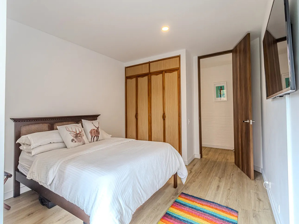 Apartamento de 2 alcobas en arriendo en El Tesoro, Medellín, 185 m² · foto 11 de 16