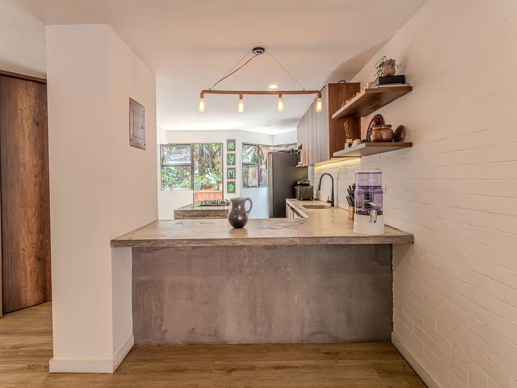 Apartamento de 2 alcobas en arriendo en El Tesoro, Medellín, 185 m² · foto 4 de 16