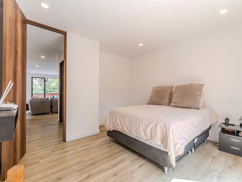 Apartamento de 2 alcobas en arriendo en El Tesoro, Medellín, 185 m² · foto 9 de 16