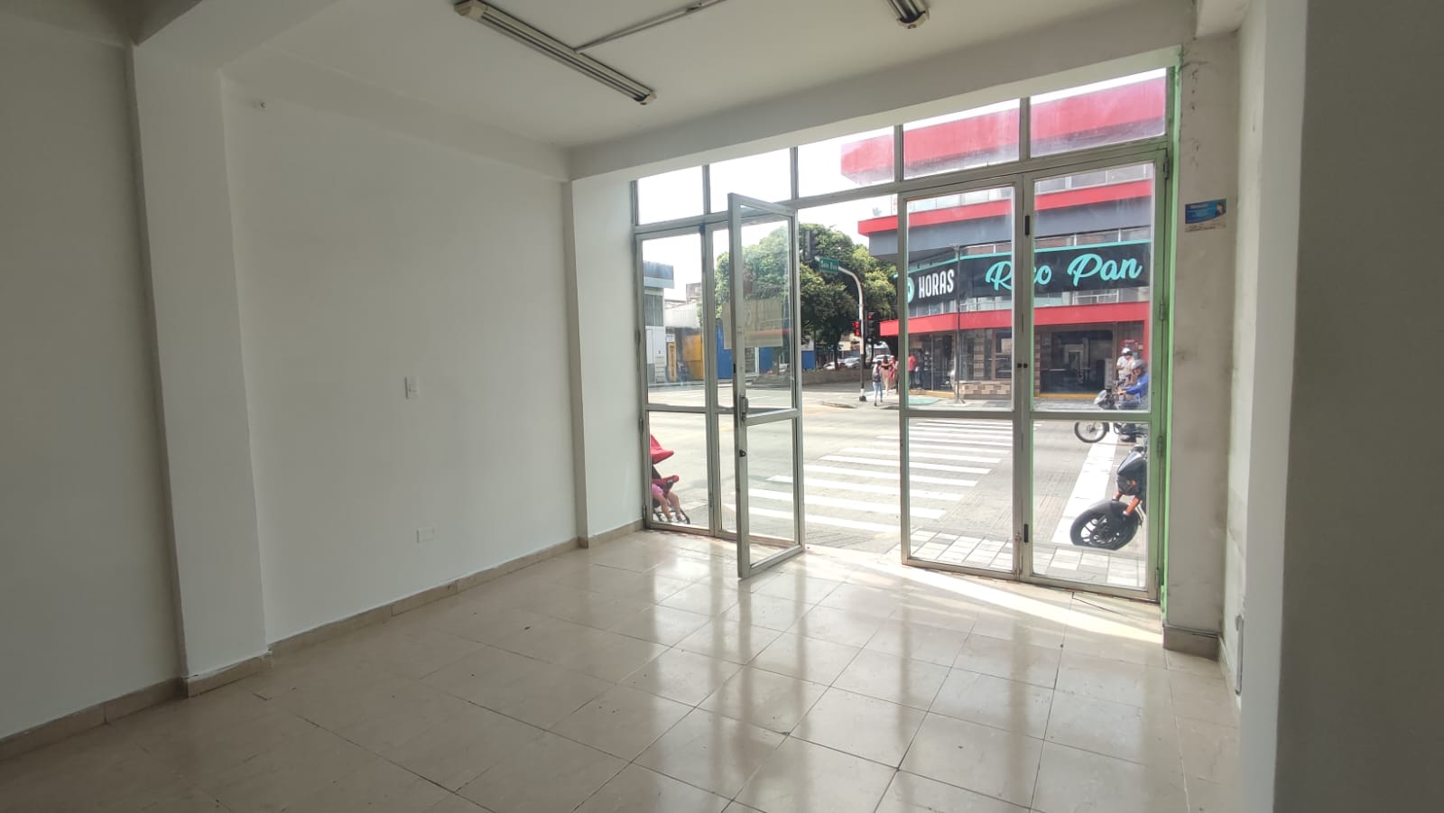 Local en arriendo en Centro, Armenia, 60 m² · foto 3 de 12