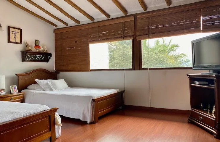 Casa de 3 alcobas en venta en Cerros De Suba, Bogotá, 385 m² · foto 10 de 15