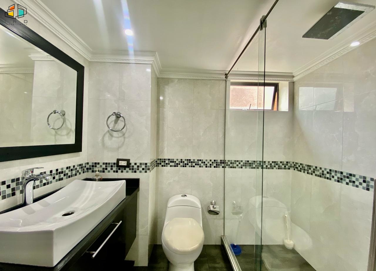 Apartamento de 2 alcobas en arriendo en Conquistadores, Medellín, 105 m² · foto 10 de 18