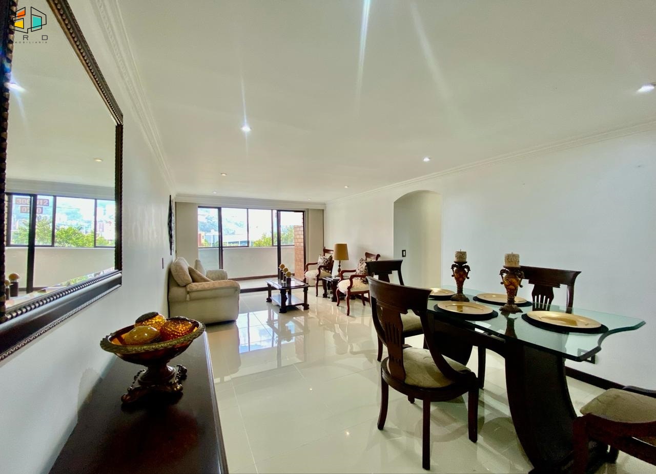 Apartamento de 2 alcobas en arriendo en Conquistadores, Medellín, 105 m² · foto 13 de 18