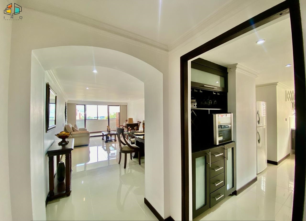 Apartamento de 2 alcobas en arriendo en Conquistadores, Medellín, 105 m² · foto 5 de 18