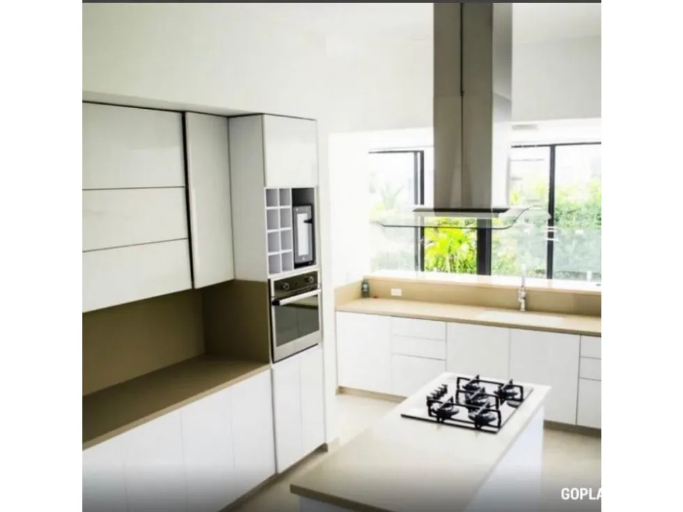 Casa de 5 alcobas en venta en Alfaguara, Jamundí, 375 m² · foto 2 de 19