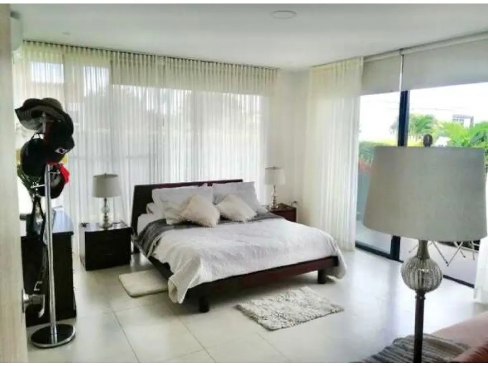 Casa de 5 alcobas en venta en Alfaguara, Jamundí, 375 m² · foto 6 de 19