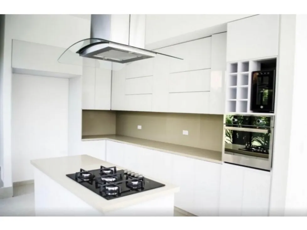 Casa de 5 alcobas en venta en Alfaguara, Jamundí, 375 m² · foto 9 de 19